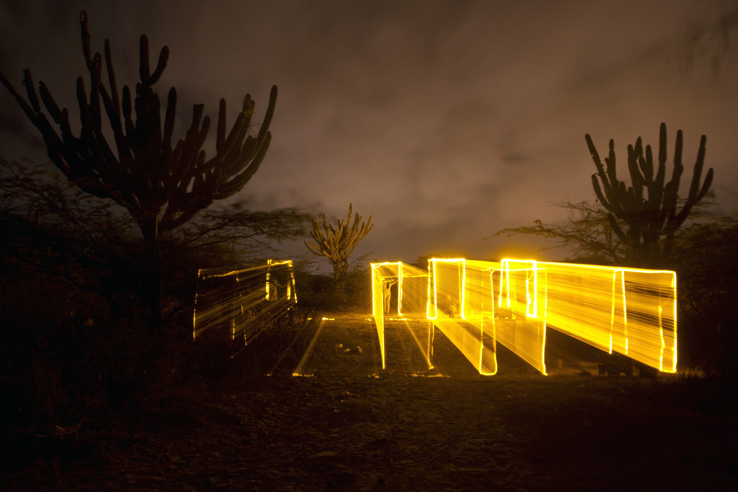 Santiago Escobar-Jaramillo, Tierra de Luz